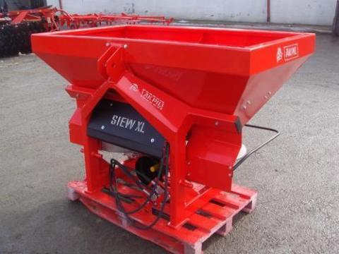 AKPIL Siew XL 600, 800, 1000 és 1200 literes hidraulikus műtrágyaszórók