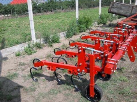 Kultivátor és tárcsák különböző kivitelben megrendelhetők Kultivátor és tárcsák különböző kivitelben megrendelhetők