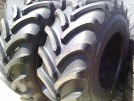 650/75R32 24.5R32 FIRESTONE MAXI TRACTION HARVEST TL 172A/172B Traktor,  kombájn,  mg. Gumi