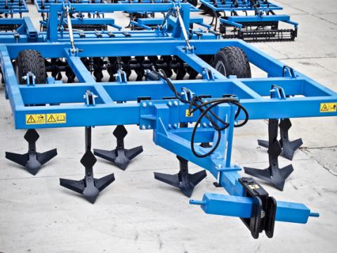 Grubberek (szántóföldi kultivátorok) közvetlen a gyártótól eladók Grubberek (szántóföldi kultivátorok) közvetlen a gyártótól eladók