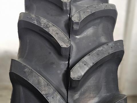 420/85R28 16.9R28 FIRESTONE PERFORMER 85 EXTRA XL TL 139D/136E traktor,  kombájn,  mg. gumi