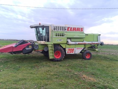 Eladó Claas Mega 208 klímás kombájn kiváló állapotban Eladó Claas Mega 208 klímás kombájn kiváló állapotban