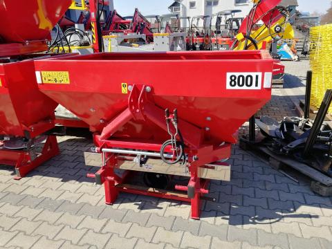 Strumyk 800 l 2 tárcsás műtrágyaszóró,  hidraulikus nyitású Strumyk 800 l 2 tárcsás műtrágyaszóró,  hidraulikus nyitású