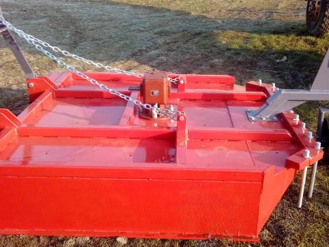 Szárzúzó 1,6 m munkaszélességgel, garanciával