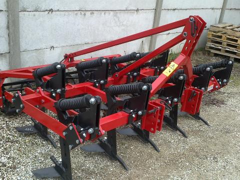 Kultivátor rugóskapás toldalékolható AVK tipus Kultivátor rugóskapás toldalékolható AVK tipus