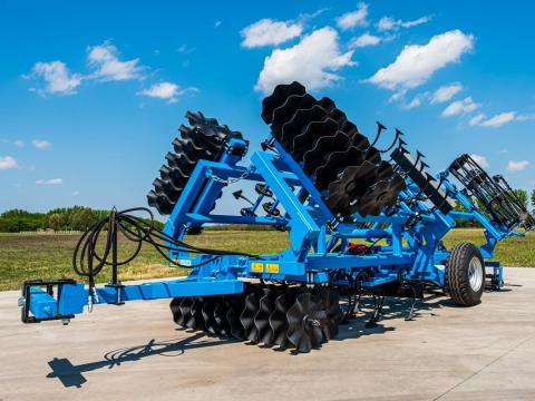 4,4 m Kompaktor, 100% vevői elégedettség (Videóval!) 4,4 m Kompaktor, 100% vevői elégedettség (Videóval!)