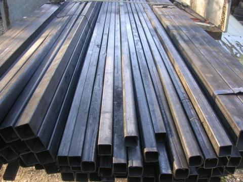 Kerítésoszlop Tatáról Kerítésoszlop Tatáról