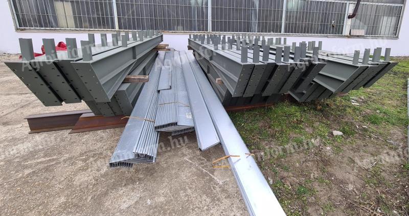 8x18x4 m, 150 nm-es csarnok, csarnokváz eladó