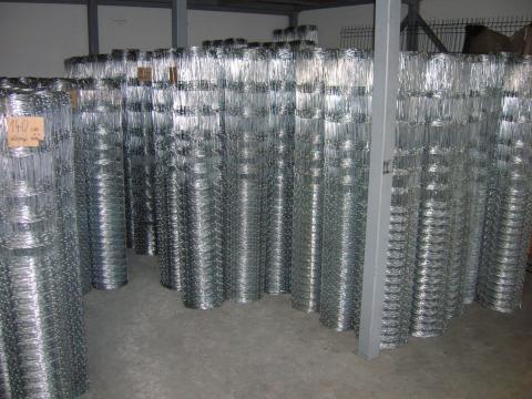 Vadháló,  drótfonat,  betonoszlop eladó Vadháló,  drótfonat,  betonoszlop eladó