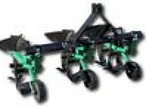 3 kocsis sorközművelő kultivátor - ERŐSÍTETT VÁZZAL 3 kocsis sorközművelő kultivátor - ERŐSÍTETT VÁZZAL