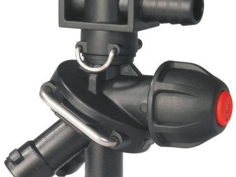 86.jpg85.jpg88.jpg ARAG 413 Hármas fúvókatartó végzáró,bajonettes,membránzáras,U-profilba 86.jpg85.jpg88.jpg ARAG 413 Hármas fúvókatartó végzáró,bajonettes,membránzáras,U-profilba