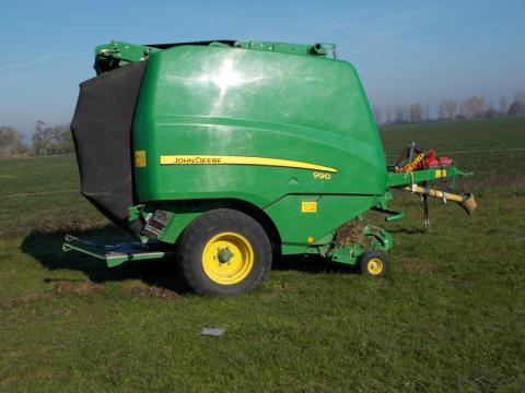 JOHN DEERE 990 Bálázó JOHN DEERE 990 Bálázó