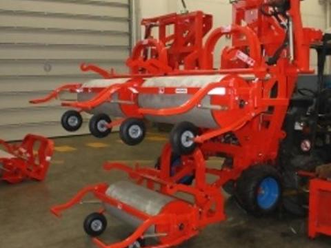 Ferrari FP fóliafektető – professzionális fólia fektetés zöldségtermesztéshez Ferrari FP fóliafektető – professzionális fólia fektetés zöldségtermesztéshez