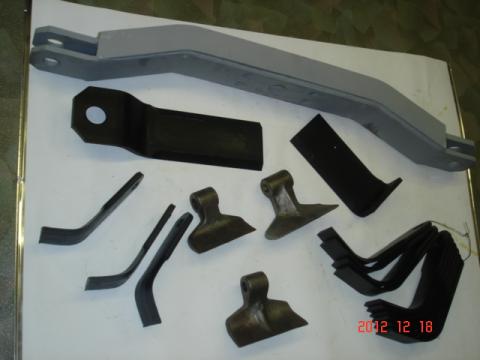 Szárzúzó kések, kalapácsok a NYÍRKER-től Szárzúzó kések, kalapácsok a NYÍRKER-től