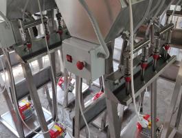 4 fejes bor és pálinka palackozó gép - AJÁNLAT