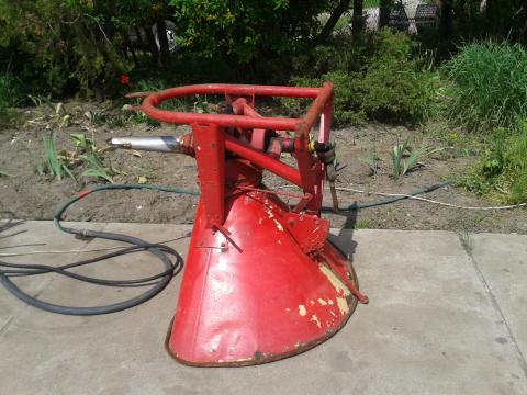 Talajlazító műtrágyaszóró permetező Talajlazító műtrágyaszóró permetező