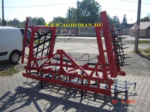 Fogas borona új, 5,5 m hidraulikus, 65 kg levéllel + simító Fogas borona új, 5,5 m hidraulikus, 65 kg levéllel + simító
