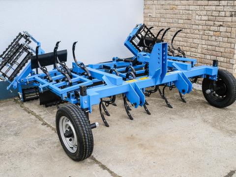 Kombinátor 3.3m függesztett, kézi csukás Kombinátor 3.3m függesztett, kézi csukás