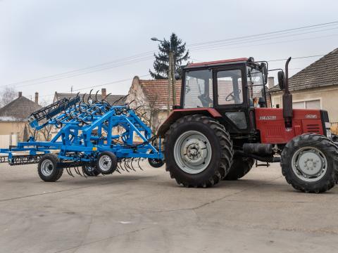 Kombinátor (5.6m) Vontatott Kombinátor (5.6m) Vontatott