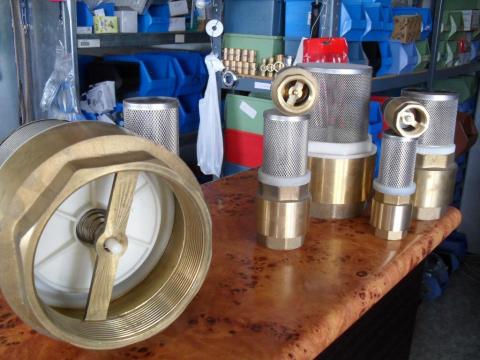 Lábszelep – szívókosár többféle méretben 1"-től 4"-ig