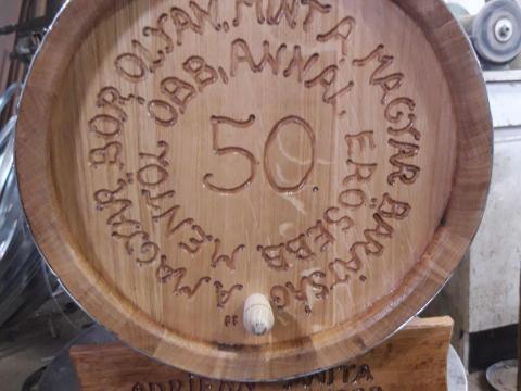 Eperfa,  tölgyfa pálinkás és boros hordók eladók,  rendelhetők