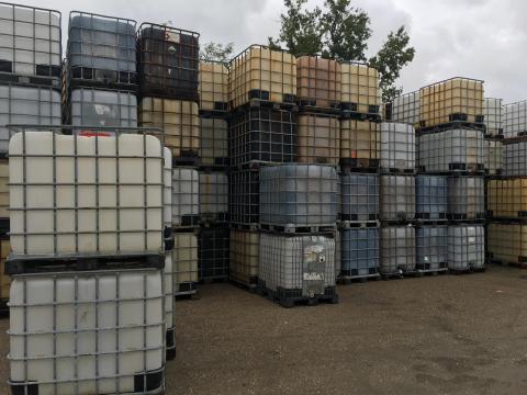 IBC tartály 1000 literes IBC tartály 1000 literes