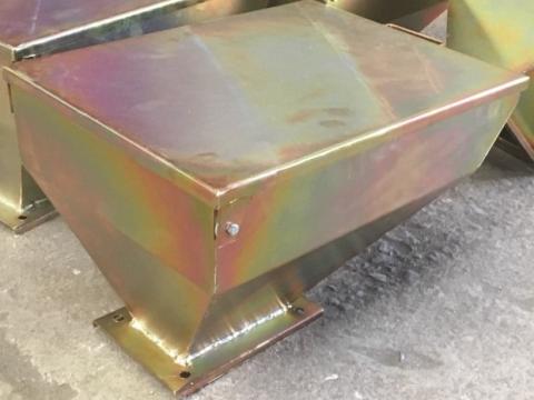 SPC horganyzott műtrágyatartály SPC horganyzott műtrágyatartály