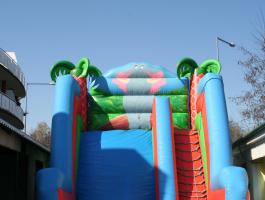 Felfújható csúszda