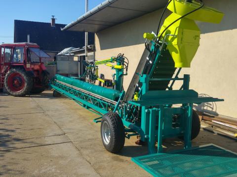 Meggy, szilva, alma, dió gyümölcsök rázását vállalom Meggy, szilva, alma, dió gyümölcsök rázását vállalom