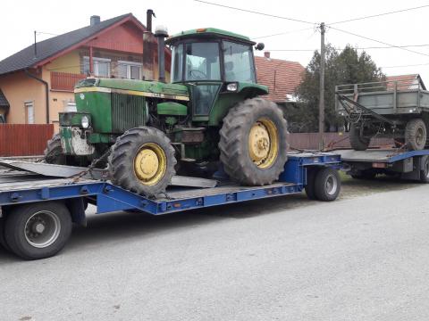 Gépszállítás! 12 T ig. Kombájn, Traktor, Pótkocsi, Tárcsa, Permetező! Gépszállítás! 12 T ig. Kombájn, Traktor, Pótkocsi, Tárcsa, Permetező!