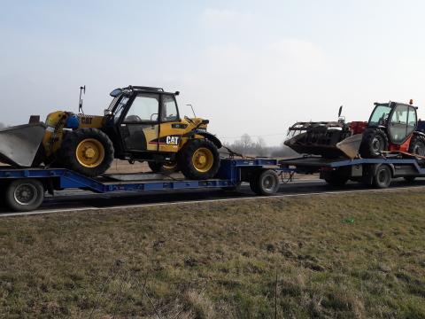 Gépszállítás országosan akár visz fuvarban is 8+12 T-ig. Traktor Kombájn Pótkocsi stb... Gépszállítás országosan akár visz fuvarban is 8+12 T-ig. Traktor Kombájn Pótkocsi stb...