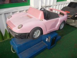 Pénzbedobós elektromos játék