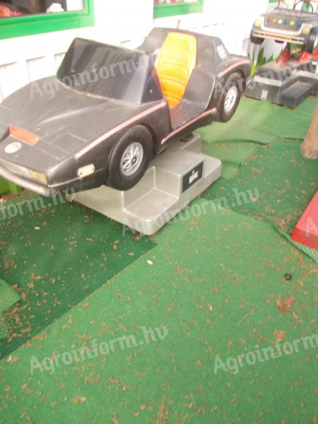 Pénzbedobós gyermekjáték