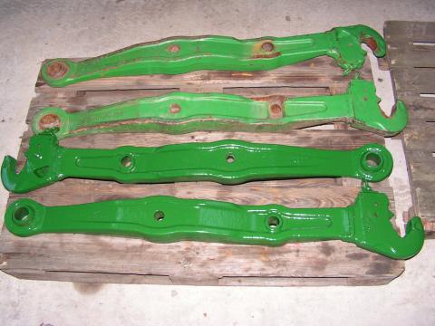 John Deere függesztőkarok John Deere függesztőkarok