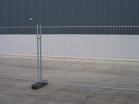 Mobilkerítések, kordonok Mobilkerítések, kordonok