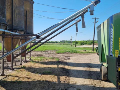 Takarmánykitároló csőcsigák gyártása Takarmánykitároló csőcsigák gyártása