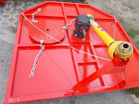 Mtz t25 zetor nagyobb traktor után 180cm szárzúzó eladó! 4lengő késsel vagy láncos adapter Mtz t25 zetor nagyobb traktor után 180cm szárzúzó eladó! 4lengő késsel vagy láncos adapter