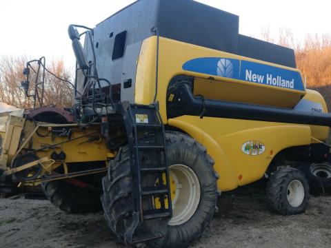 NEW HOLLAND CS640 BONTOTT ALKATRÉSZ NEW HOLLAND CS640 BONTOTT ALKATRÉSZ