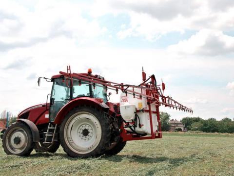 KERTITOX FSZ 600/800/1000L - 12-16 m függesztett permetezőgép KERTITOX FSZ 600/800/1000L - 12-16 m függesztett permetezőgép