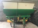 Műtrágyaszóró eladó – 1000 literes tartály, hidraulikus működtetés