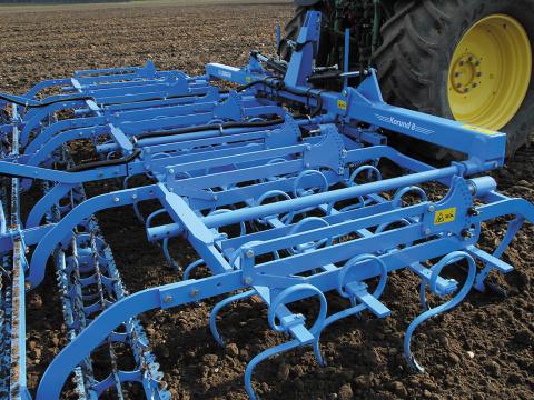 LEMKEN Korund 8 magágykészítő kombinátor LEMKEN Korund 8 magágykészítő kombinátor