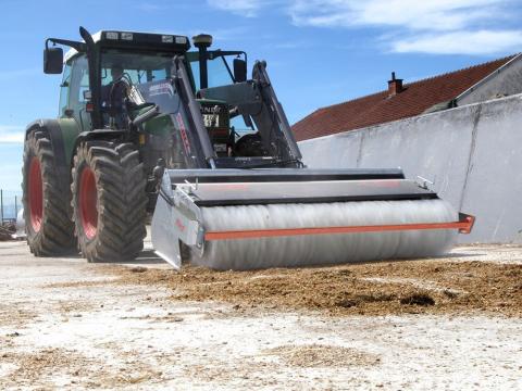 Fliegl Power Pro kanalas söprűgép Fliegl Power Pro kanalas söprűgép