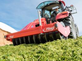 Fliegl siló tömörítőhenger