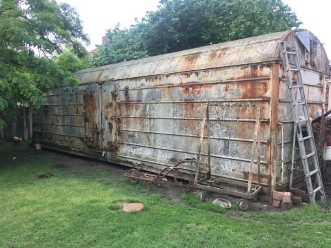 Vasúti szigetelt vagon, 11 m hosszú