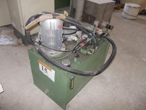 RAM extruder RAM extruder