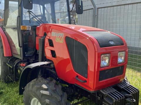Belarus MTZ 921.3 traktor keskeny nyomtávú, új Belarus MTZ 921.3 traktor keskeny nyomtávú, új