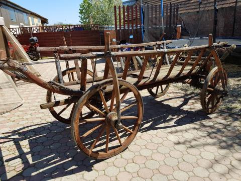 fakerekes ökrösszekér fakerekes ökrösszekér