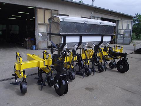 KS-6 cs sorköz kultivátor + big-bag tartály