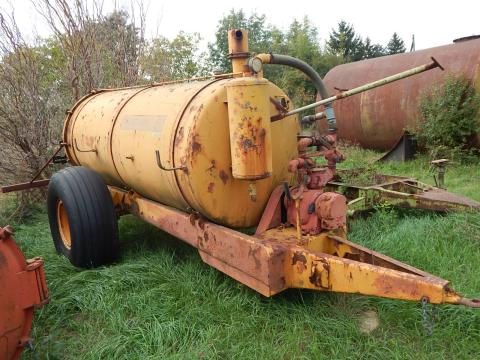 Tartály potkocsival Tartály potkocsival