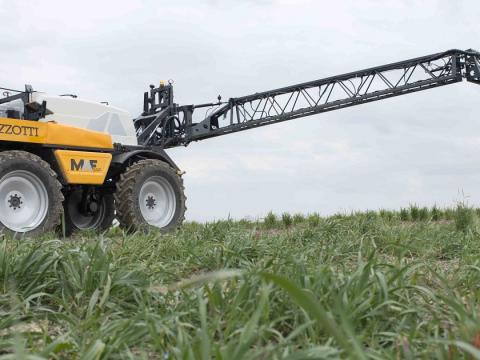 MAZZOTTI MAF 4240 Önjáró permetező PowerFarm Kft MAZZOTTI MAF 4240 Önjáró permetező PowerFarm Kft